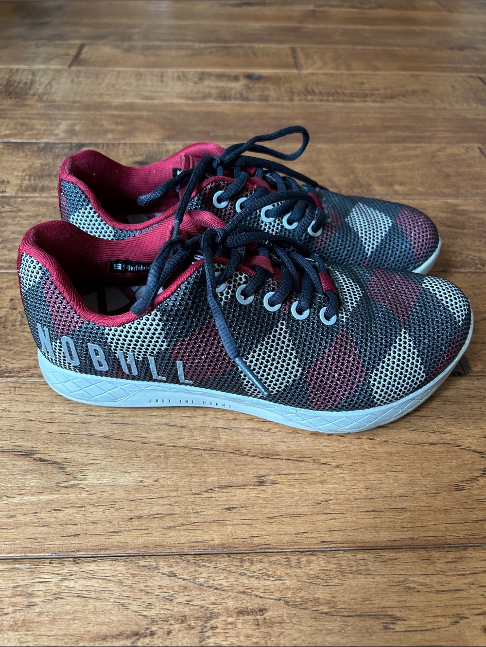 Nobull Trainers SuperFabric CrossFit Gym Lifting Sneakers Argyle Black Red 7.5